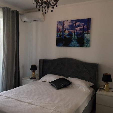Lotus Blue Daire Mamaia Dış mekan fotoğraf